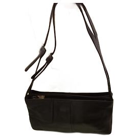 Bolso de mano Furla en cuero negro