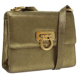 Borsa a Spalla Gancini in Pelle Dorata Salvatore Ferragamo Auth hk1653