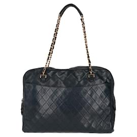 Borsa a spalla matelassé blu scuro Chanel