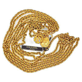 Cinturón de collar de cadena cuádruple en tono dorado vintage de Chanel