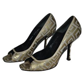 Décolleté Gianni Versace Bianche e Oro in Pelle Taglia 38