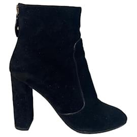 Botines Louis Vuitton de piel negra