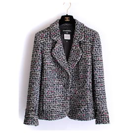 Chanel Chaqueta de tweed Lesage con botones CC