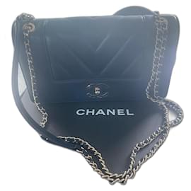 Chanel Mademoiselle Grande Borsa a Spalla Blu Navy Pelle di Pecora