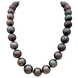 inconnue Collana di perle di Tahiti, oro bianco, diamanti.