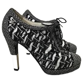 Stivaletti CHANEL T.EU 37.5 Tessuto