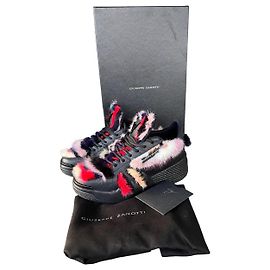 Sneakers Giuseppe Zanotti Talon Winter in pelle e pelliccia nera