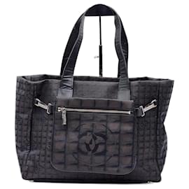 Borsa da viaggio Chanel con pochette