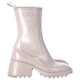 Botas de lluvia Chloé Betty en goma nude