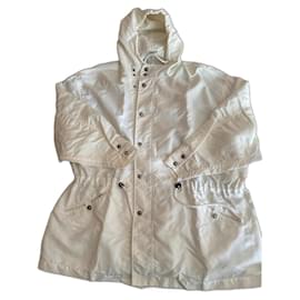 Chaqueta Chanel de nylon color eggshell