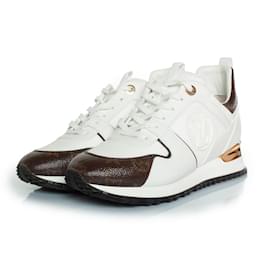 Ledertrainingsschuhe Run Away von Louis Vuitton