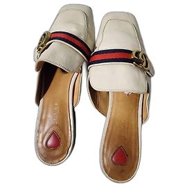 Mule in pelle con logo Double G Gucci bianco sporco taglia 40