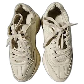 Sneakers Gucci Rhyton Interlocking G Star Off-White Taglia 34