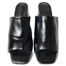 Autre Marque Mules de salto quadrado Charles e Keith pretas tamanho 38