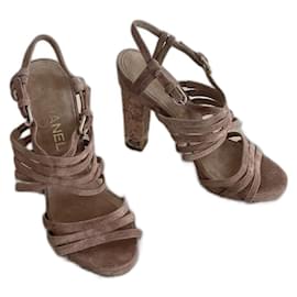 Sandali Chanel Beige Rosa Scuro T. 38 (piccolo 38)