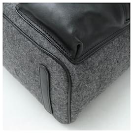MCM Sac à dos en laine et cuir Stadtrucksack