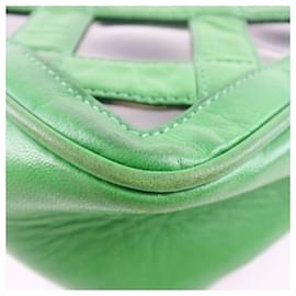 Borsa a spalla in pelle di agnello Chanel con catena