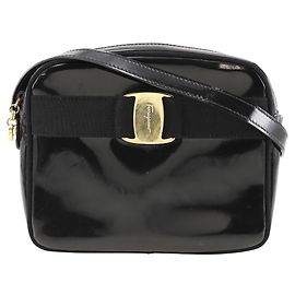 Borsa a spalla Vara di Salvatore Ferragamo nera