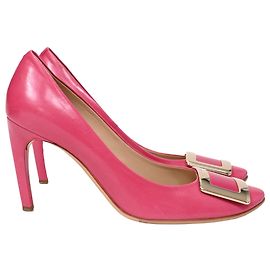 Pumps con dettaglio fibbia Trompette Roger Vivier in pelle di vitello rosa