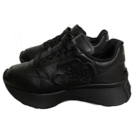 Sneakers Alexander McQueen Sprint Runner in pelle nera