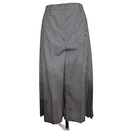 Falda culotte Prada de lana estampado pata de gallo gris