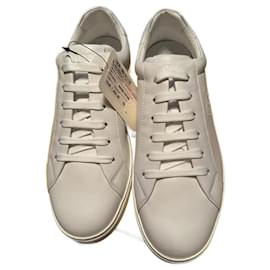 Sneakers Fendi bianche in pelle