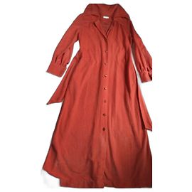 Vestido Christian Dior de terciopelo coral