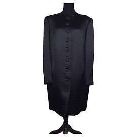 Schwarzer Vintage-Mantel von Lanvin aus den 60er Jahren