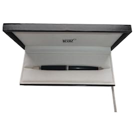 Matita meccanica Montblanc con la sua scatola
