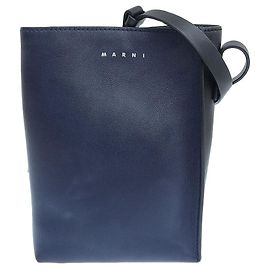 Autre Marque Marni Museo Soft Nano Umhängetasche in Marineblau