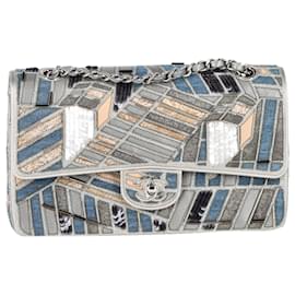 Borsa a spalla Chanel Medium Classic Patchwork Double Flap in denim multicolore