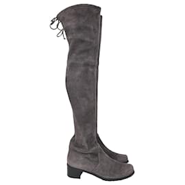 Botas acima do joelho Stuart Weitzman em camurça cinza