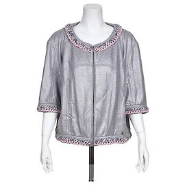 Chanel Giacca grigio argento con rifinitura a catena