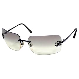 Gafas de sol Chanel Negro Gris Plástico