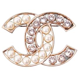 Spilla Chanel CC con strass e perle oro