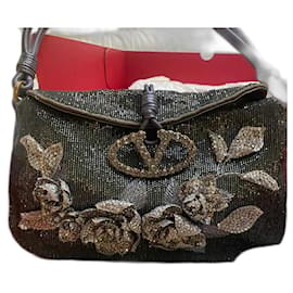 Sac de soirée Valentino Garavani Argent à sequins Logo V