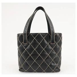 Borsa a mano Chanel Wild Stitch in pelle d'agnello nera