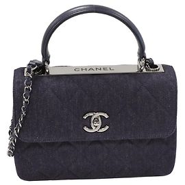 Sac 2 en 1 en toile denim matelassé Chanel