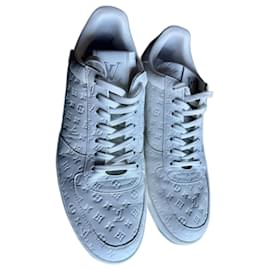 Sneakers Louis Vuitton in pelle bianca