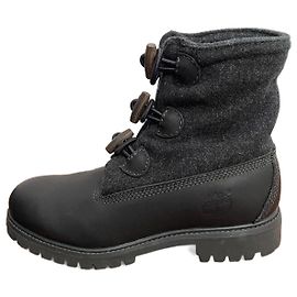 Botas Timberland de 6 pulgadas en cuero negro y lana gris oscuro