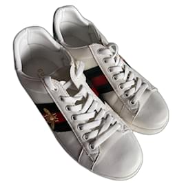 Sneakers Gucci Ace Ricamate Bianche in Pelliccia