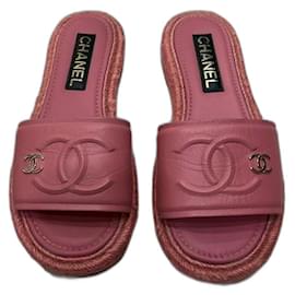Mule Chanel in pelle rosa