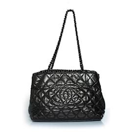 Chanel, borsa me tote in pelle trapuntata nera