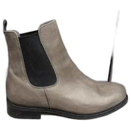 Botines Paraboot de piel taupe