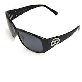 Occhiali da sole Chanel CC Logo perle nere e strass