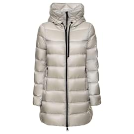 Chaqueta de plumas Moncler Suyen Gris