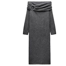 Zara Damen Midi-Kleid aus grobem Strick in Grau Größe S
