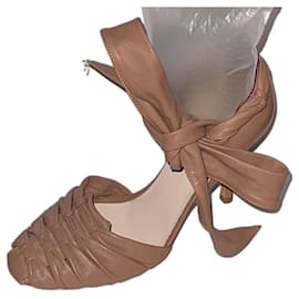 Escada High Heels aus Leder Camel Größe 38