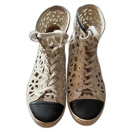 Zapatillas altas Chanel beige algodón patrón floral