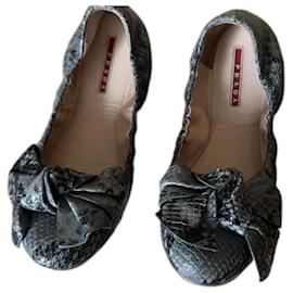 Ballerine in pelle Prada